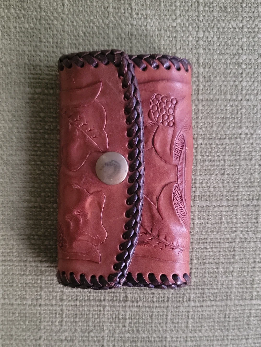 VintageHandcrafted Brown Leather Wallet Clutch with Floral Embossing